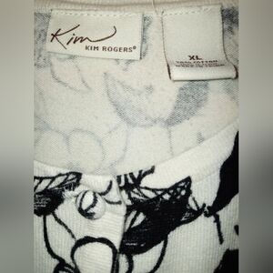 Kim Rogers 3/4 sleeve lightweight button down sweater white and black floral